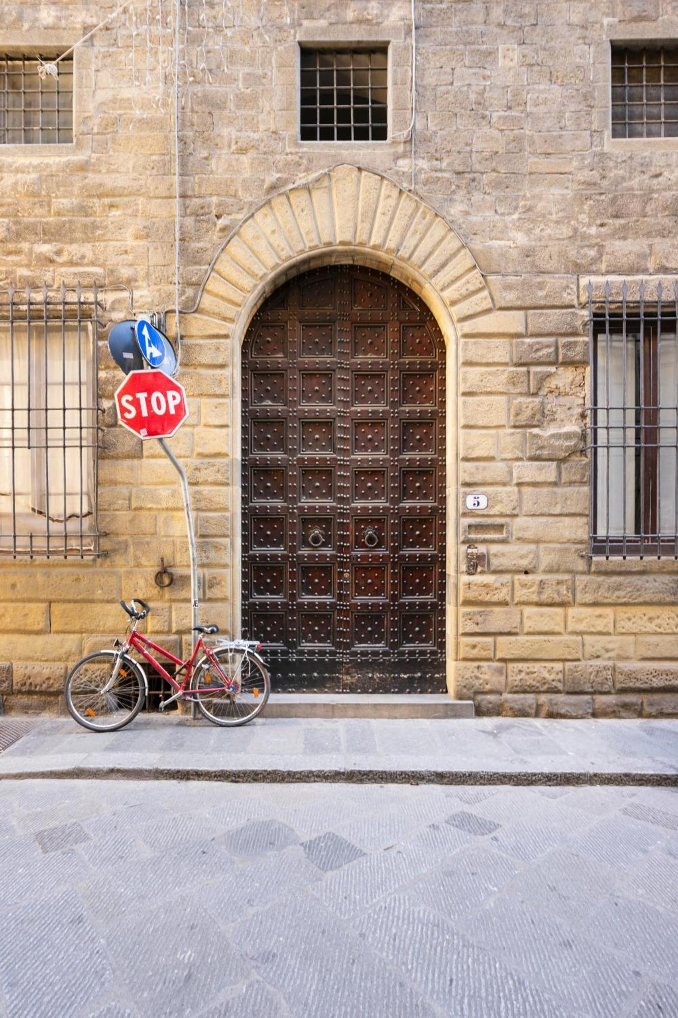 Appartamento Ponte Vecchio Con Posto Auto Su Richiesta فلورنس المظهر الخارجي الصورة
